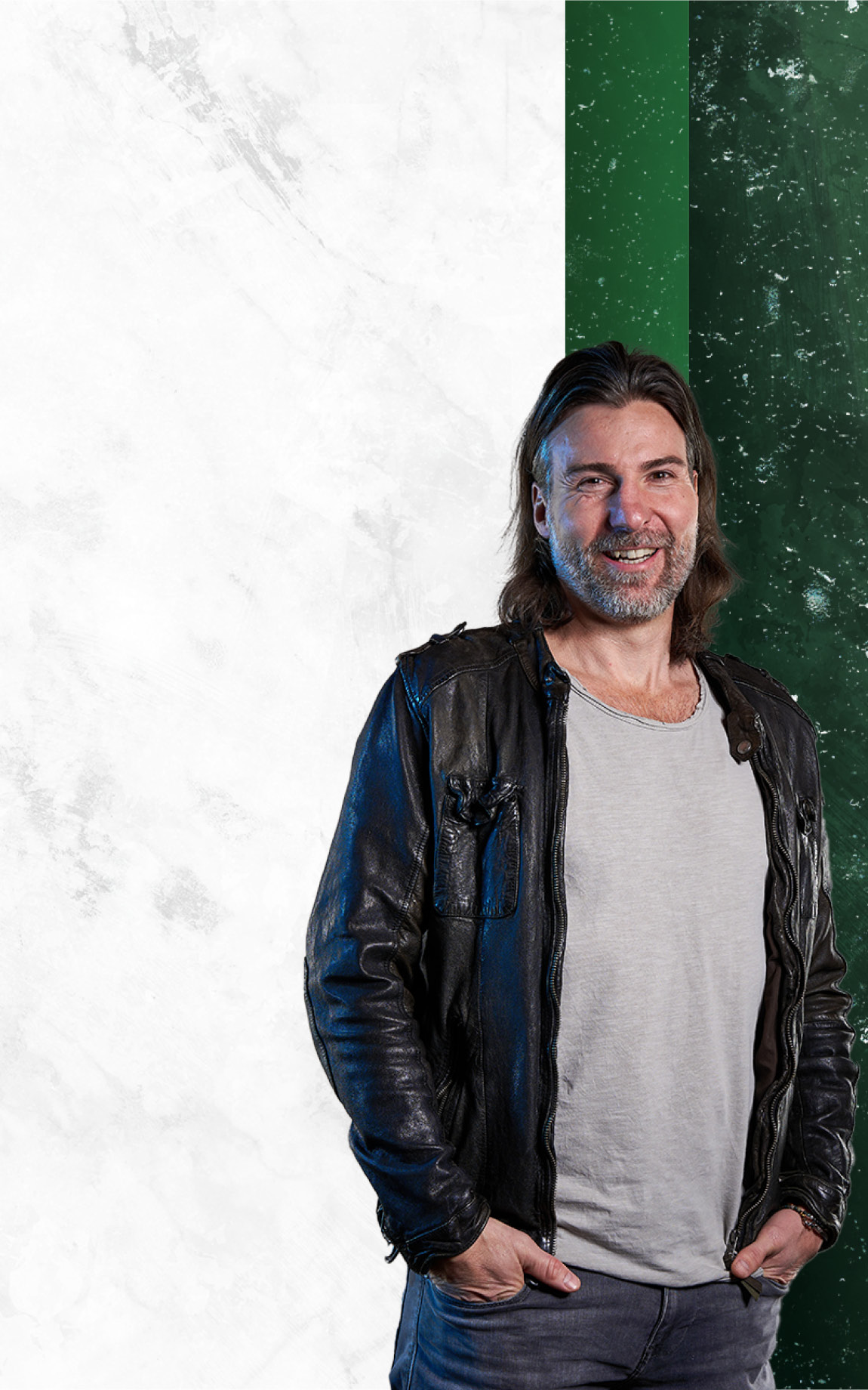 Andreas Renz steht vor einem hellen Hintergrund und ist Speaker beim Biohacking Congress 2026 dabei.